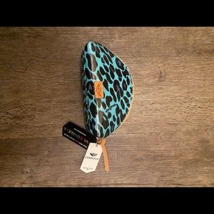 Consuela Gem Medium Cosmetic